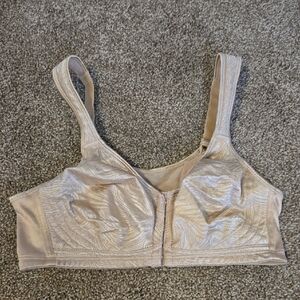 Playtex Shimmering Cream‎ Bra Size 36C